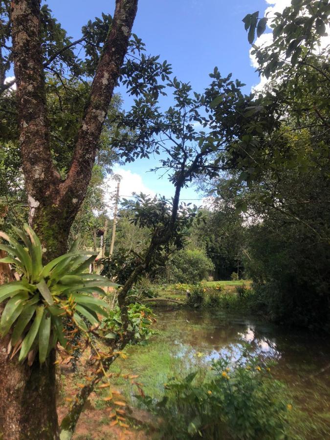 Sitio Porta Das Aguas Hotel Каксамбу Екстериор снимка